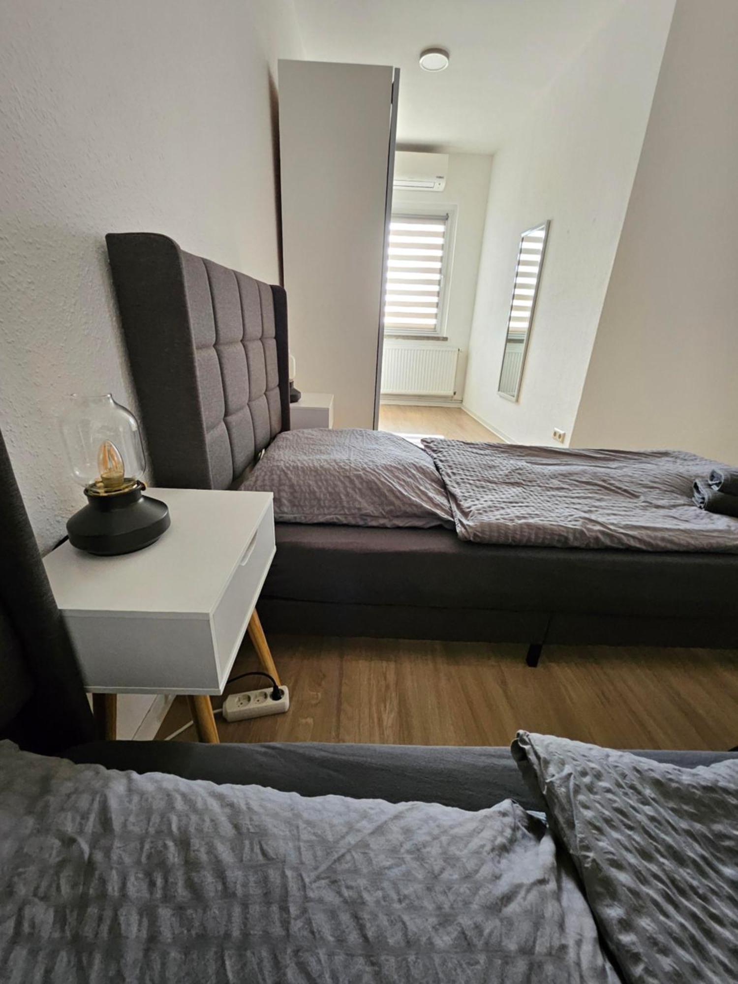 Gaestewohnung Heinrich Heine Schule Bad Dürrenberg 外观 照片
